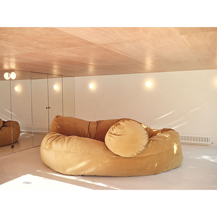 Sausage sofa